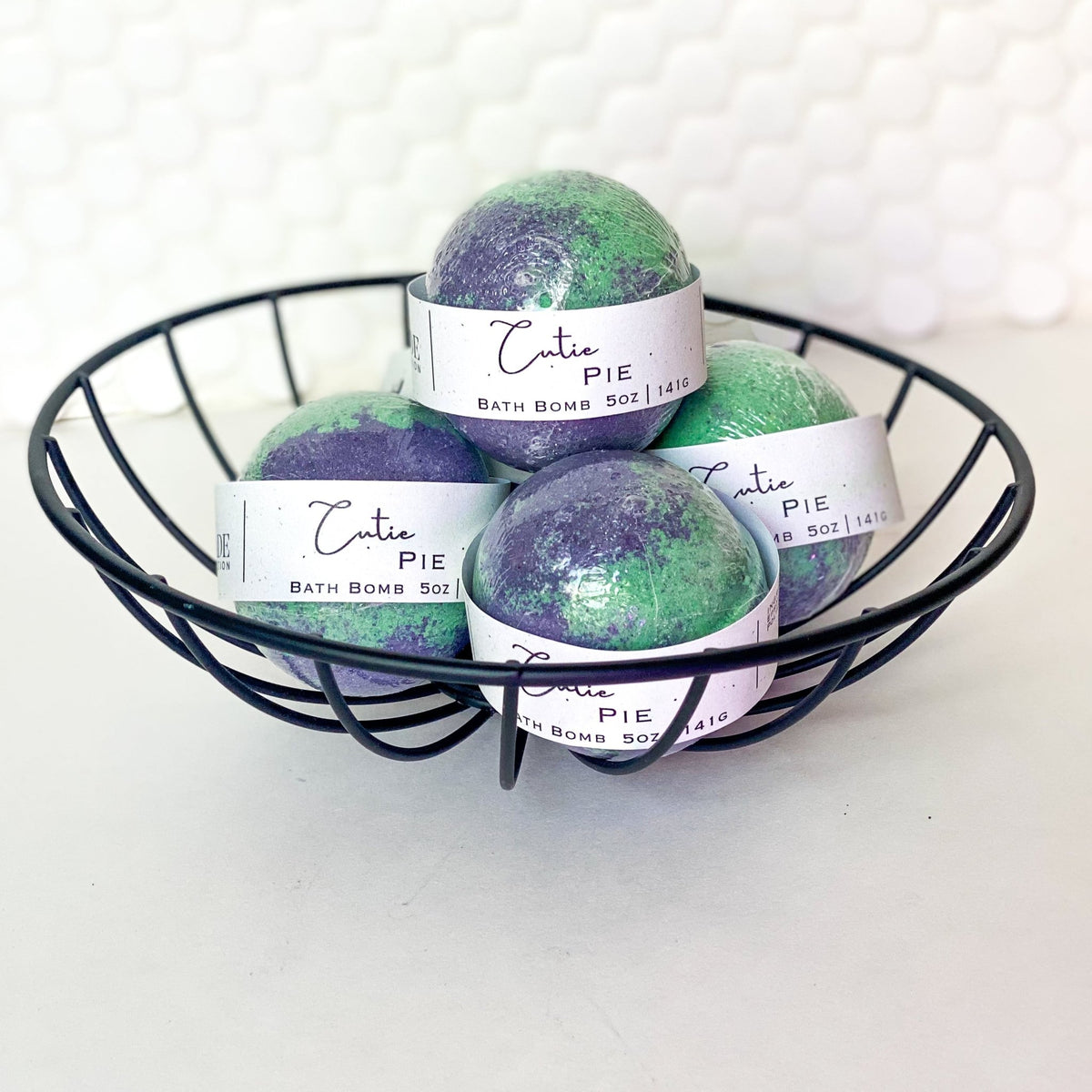 Cutie Pie 5 oz. Bath Bomb - Samantha Cade Collection